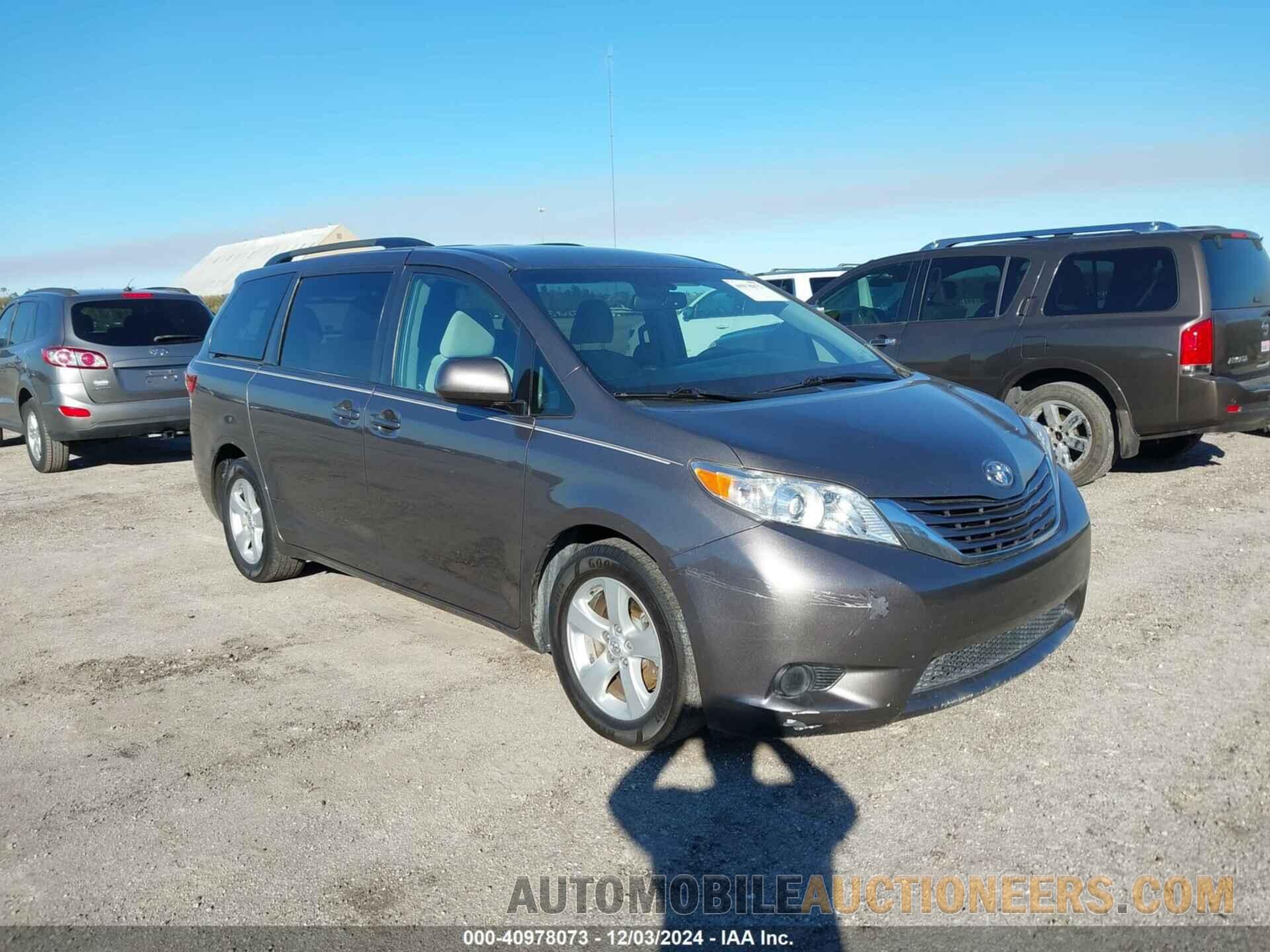 5TDKK3DCXFS544763 TOYOTA SIENNA 2015