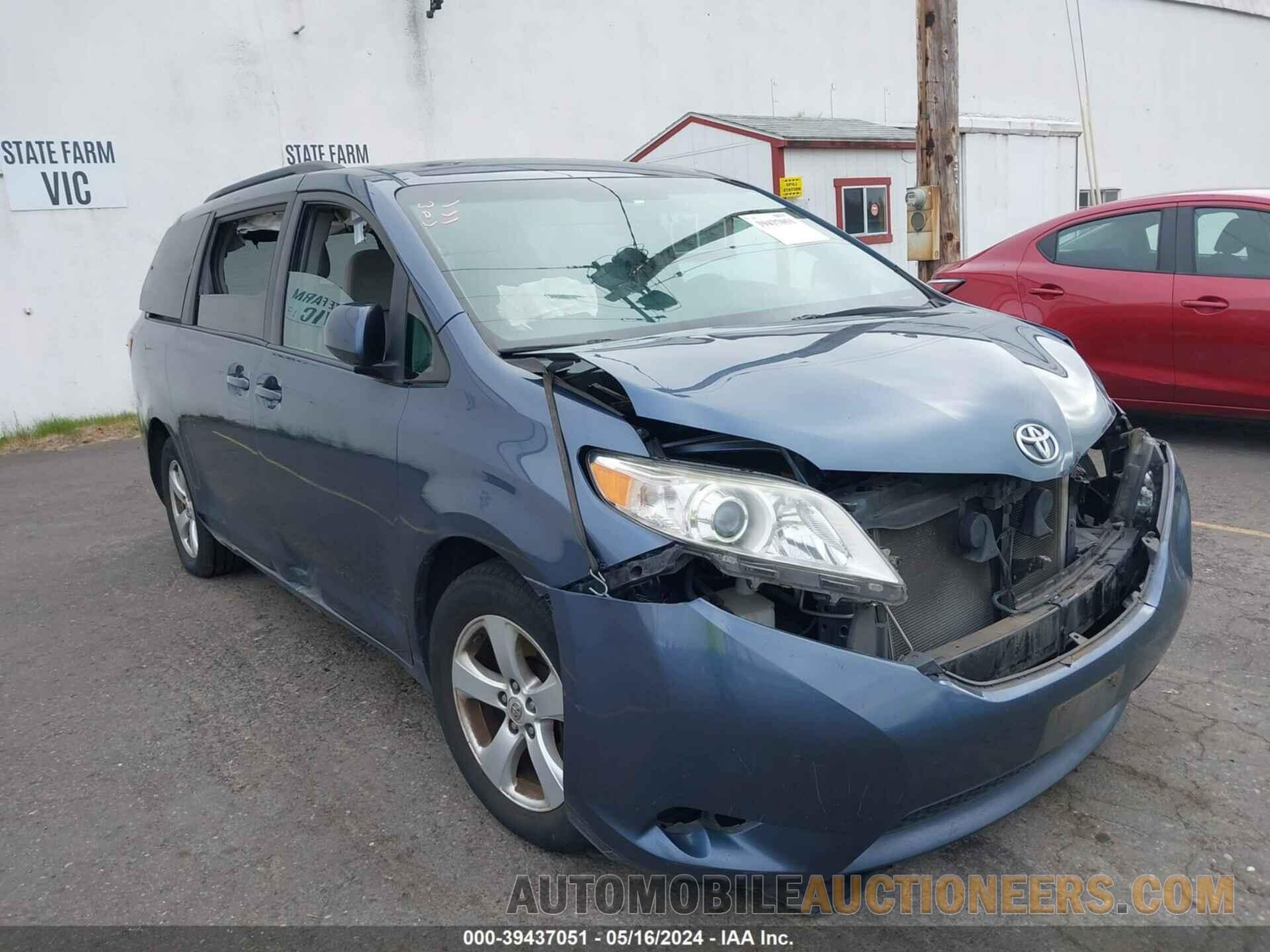 5TDKK3DCXFS635192 TOYOTA SIENNA 2015