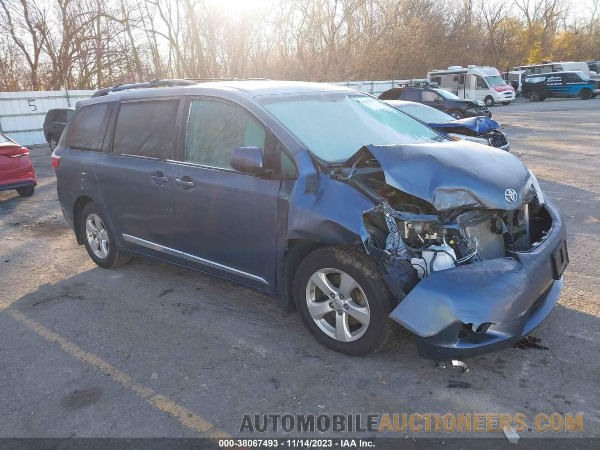 5TDKK3DCXFS644605 TOYOTA SIENNA 2015