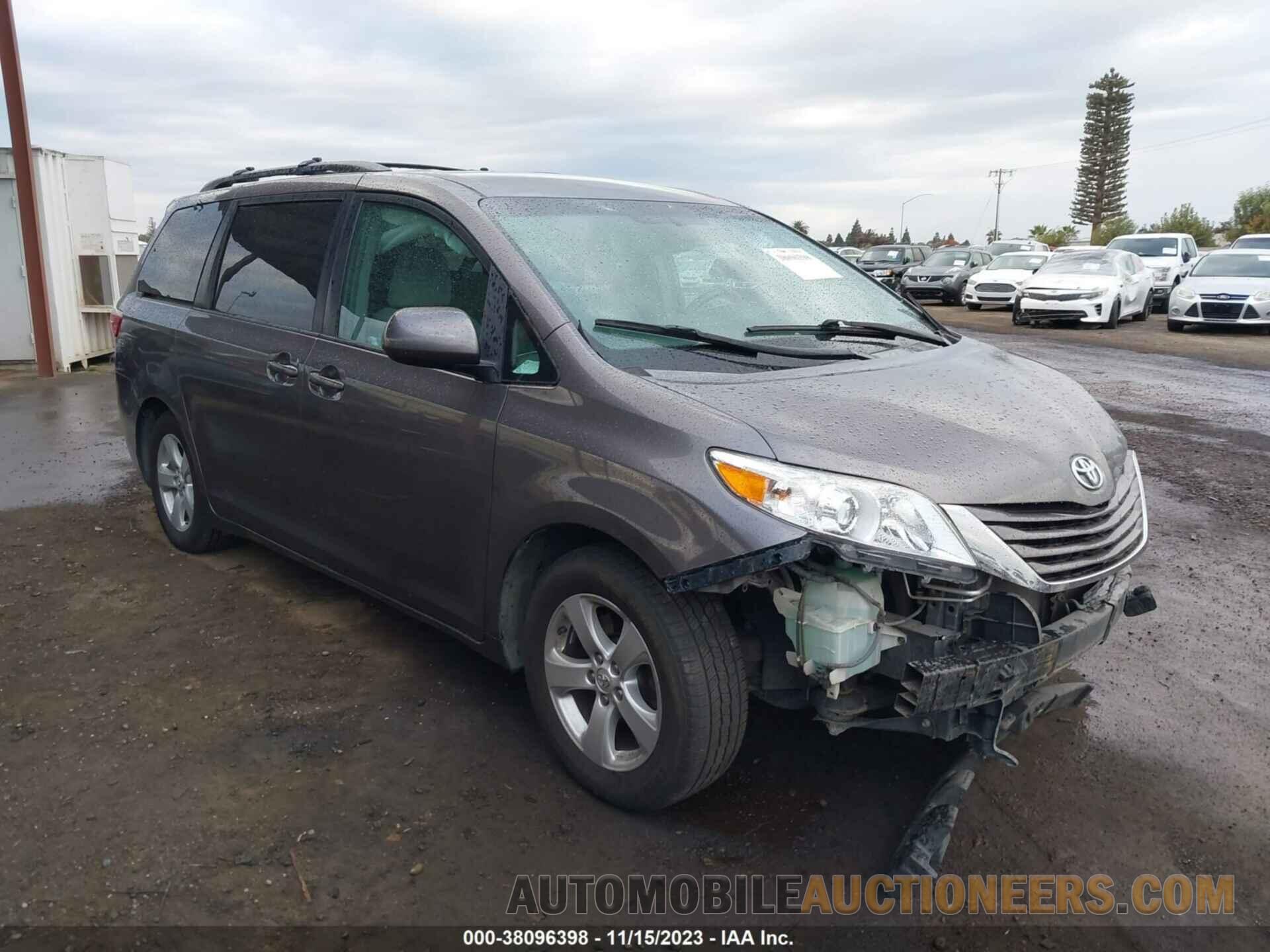 5TDKK3DCXFS666779 TOYOTA SIENNA 2015