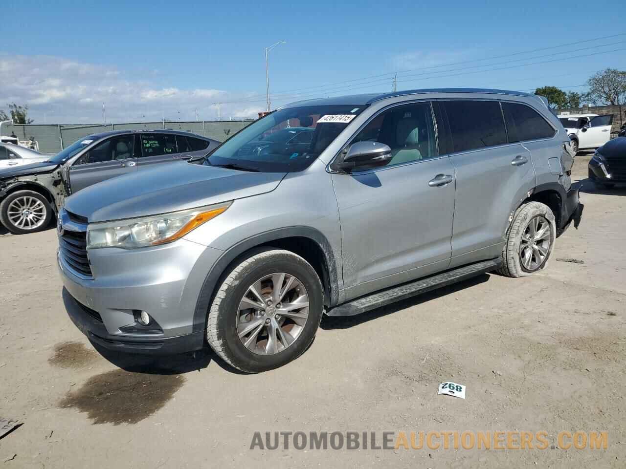 5TDKKRFH0FS093032 TOYOTA HIGHLANDER 2015