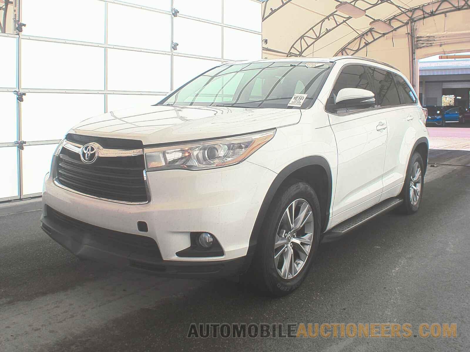 5TDKKRFH1FS053669 Toyota Highlander 2015