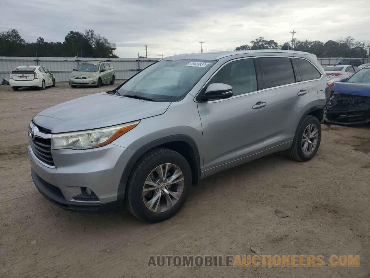 5TDKKRFH1FS115359 TOYOTA HIGHLANDER 2015