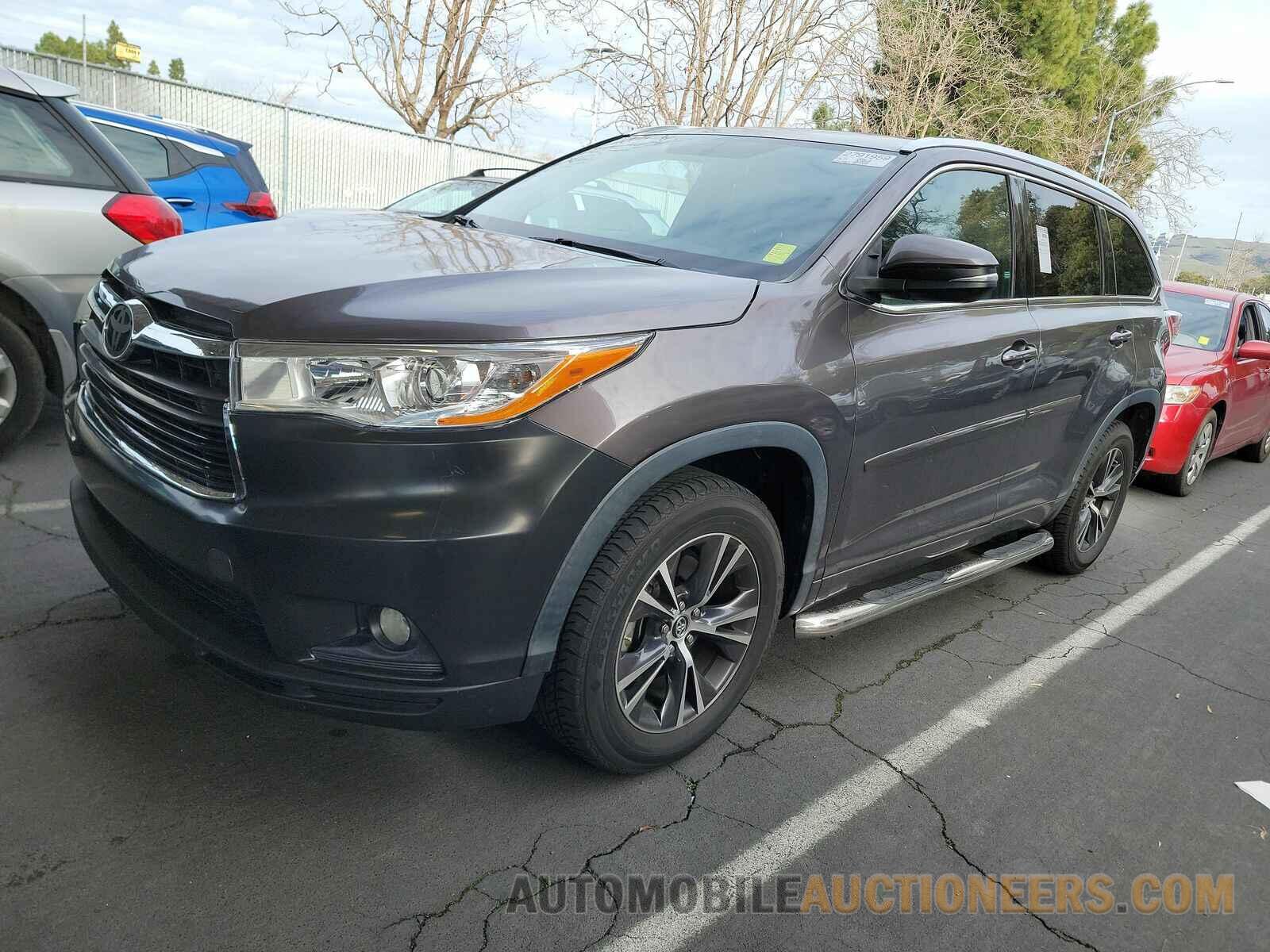 5TDKKRFH4GS147711 Toyota Highlander 2016