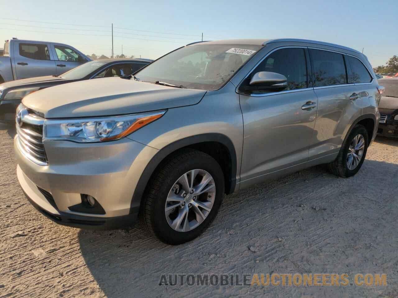 5TDKKRFH5FS045316 TOYOTA HIGHLANDER 2015