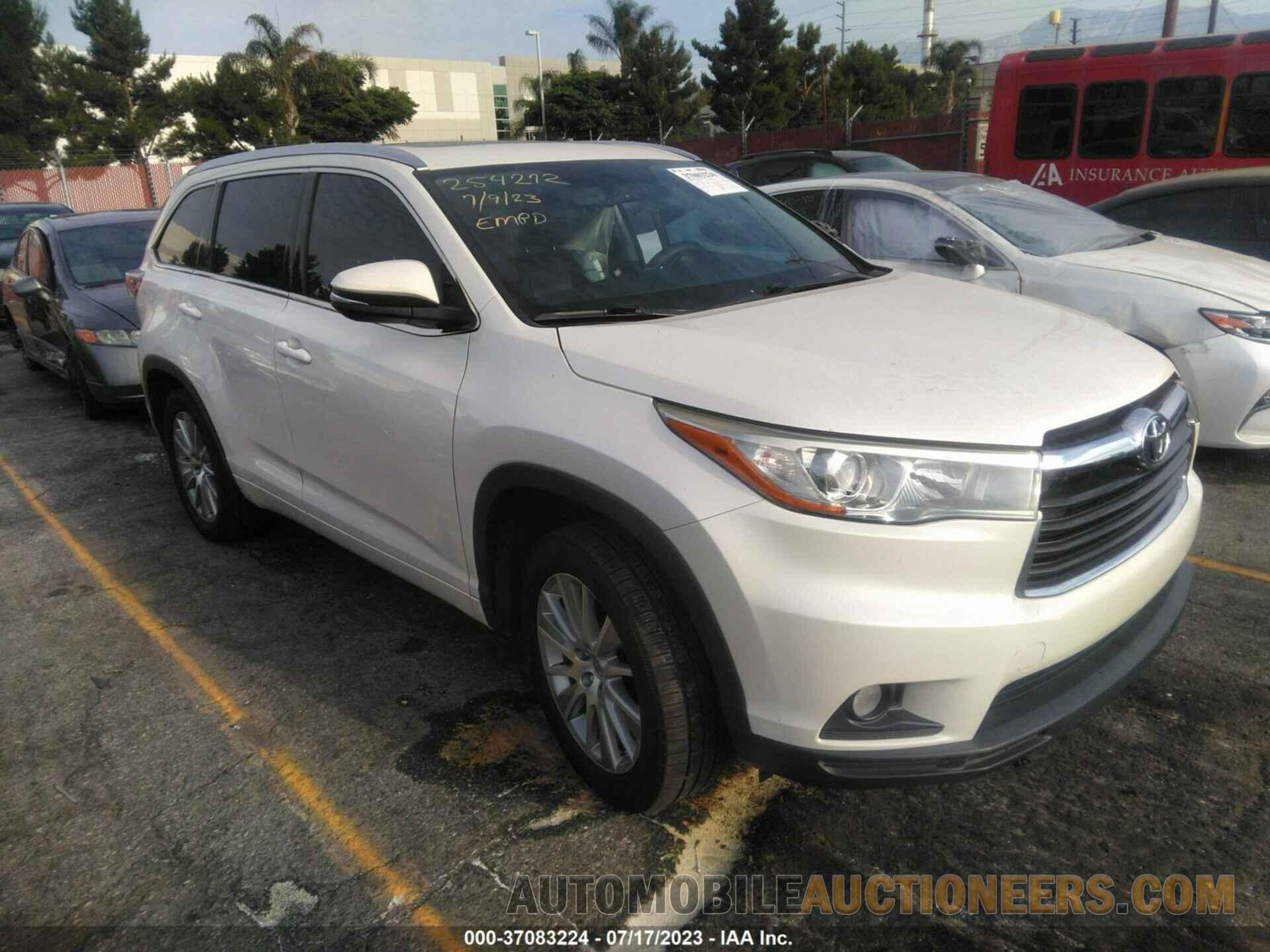 5TDKKRFH5FS107281 TOYOTA HIGHLANDER 2015