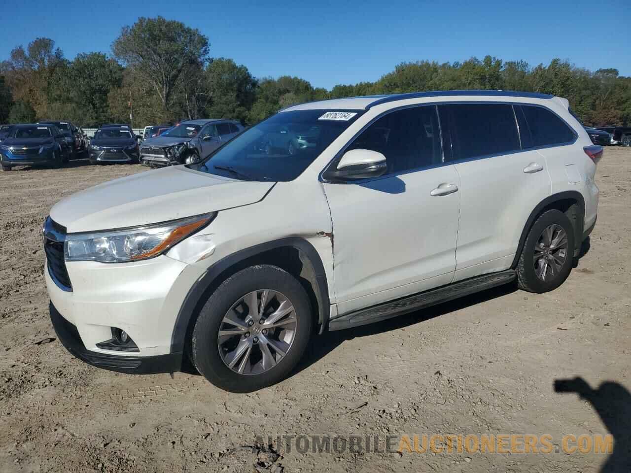 5TDKKRFH5FS116529 TOYOTA HIGHLANDER 2015