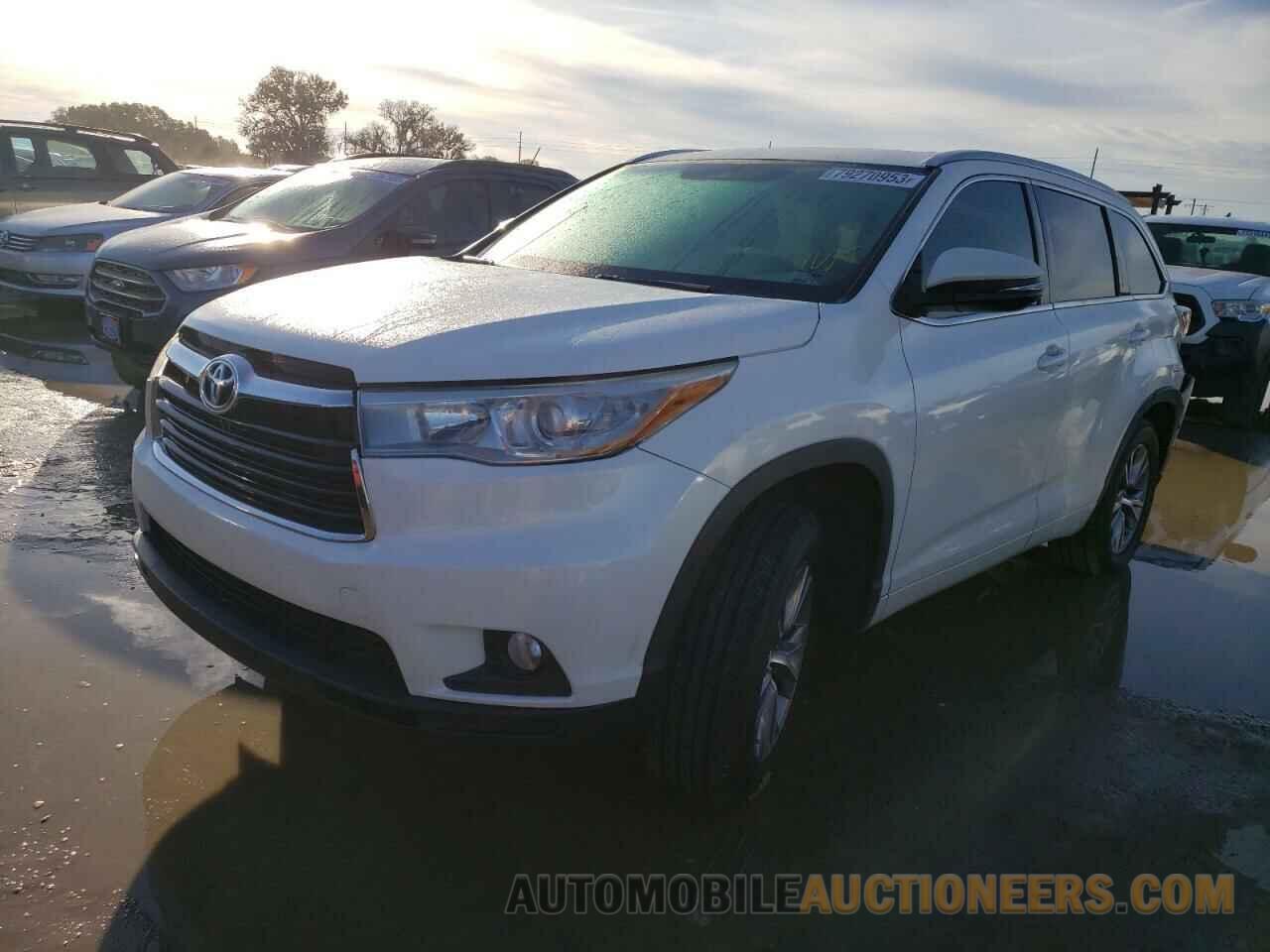 5TDKKRFH5FS117230 TOYOTA HIGHLANDER 2015