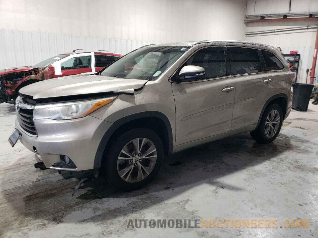 5TDKKRFH5FS118040 TOYOTA HIGHLANDER 2015