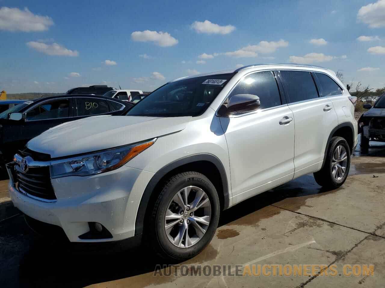 5TDKKRFH8FS106772 TOYOTA HIGHLANDER 2015