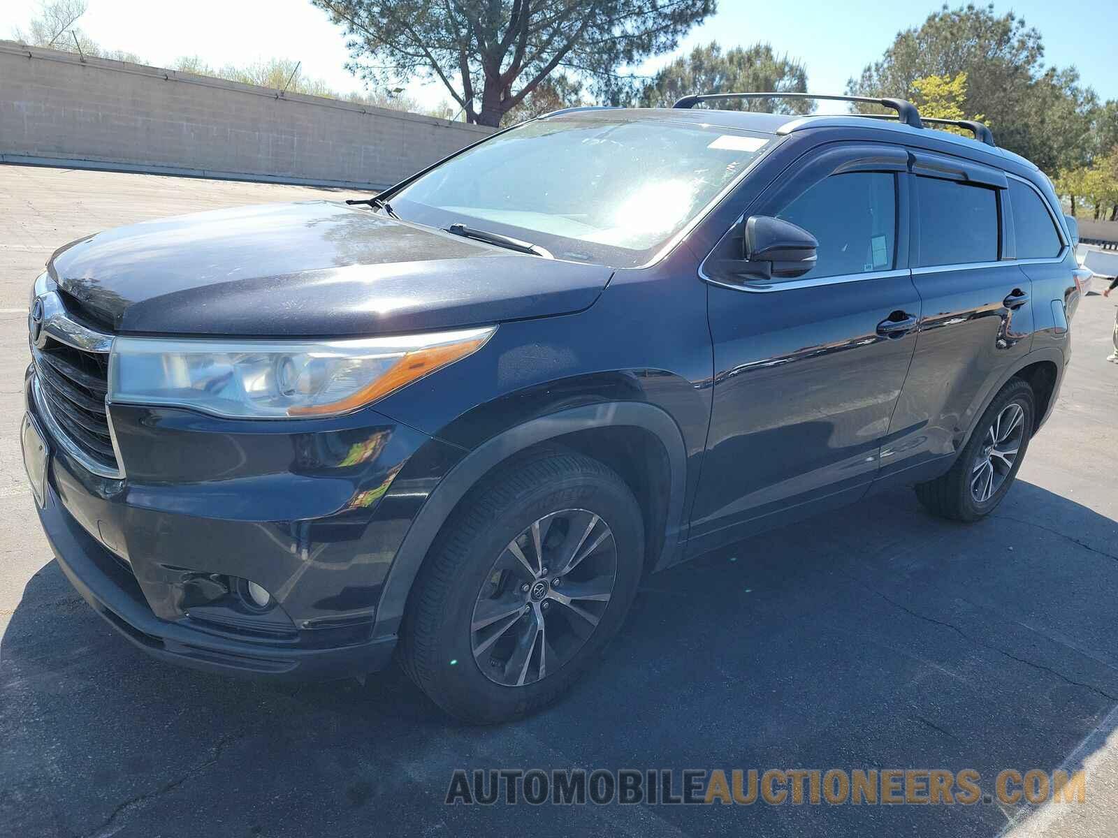 5TDKKRFH8GS140387 Toyota Highlander 2016