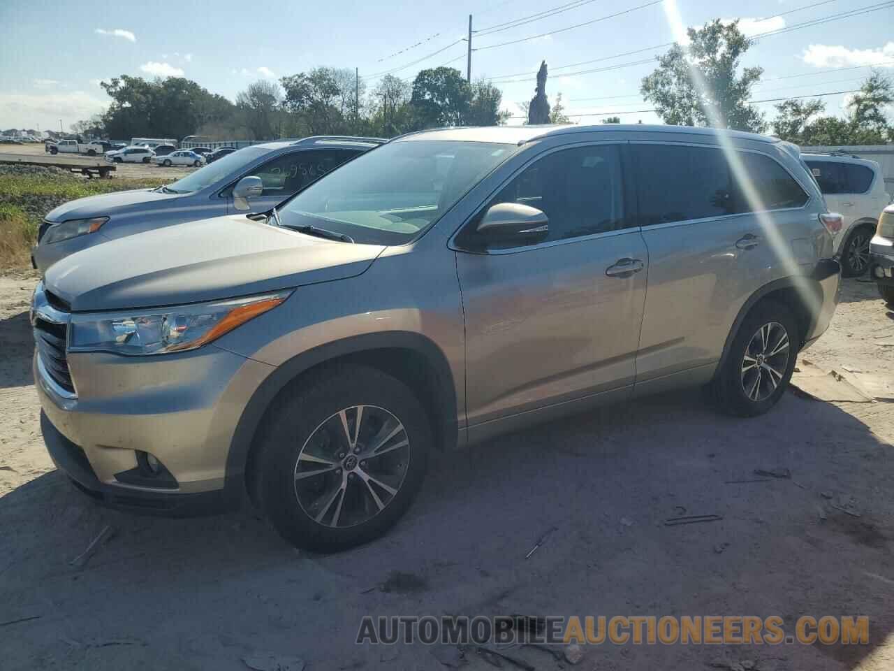 5TDKKRFH9GS501383 TOYOTA HIGHLANDER 2016