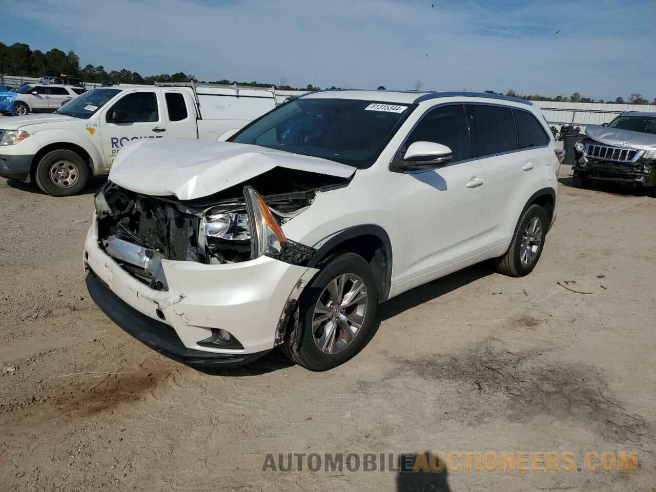 5TDKKRFHXFS098352 TOYOTA HIGHLANDER 2015