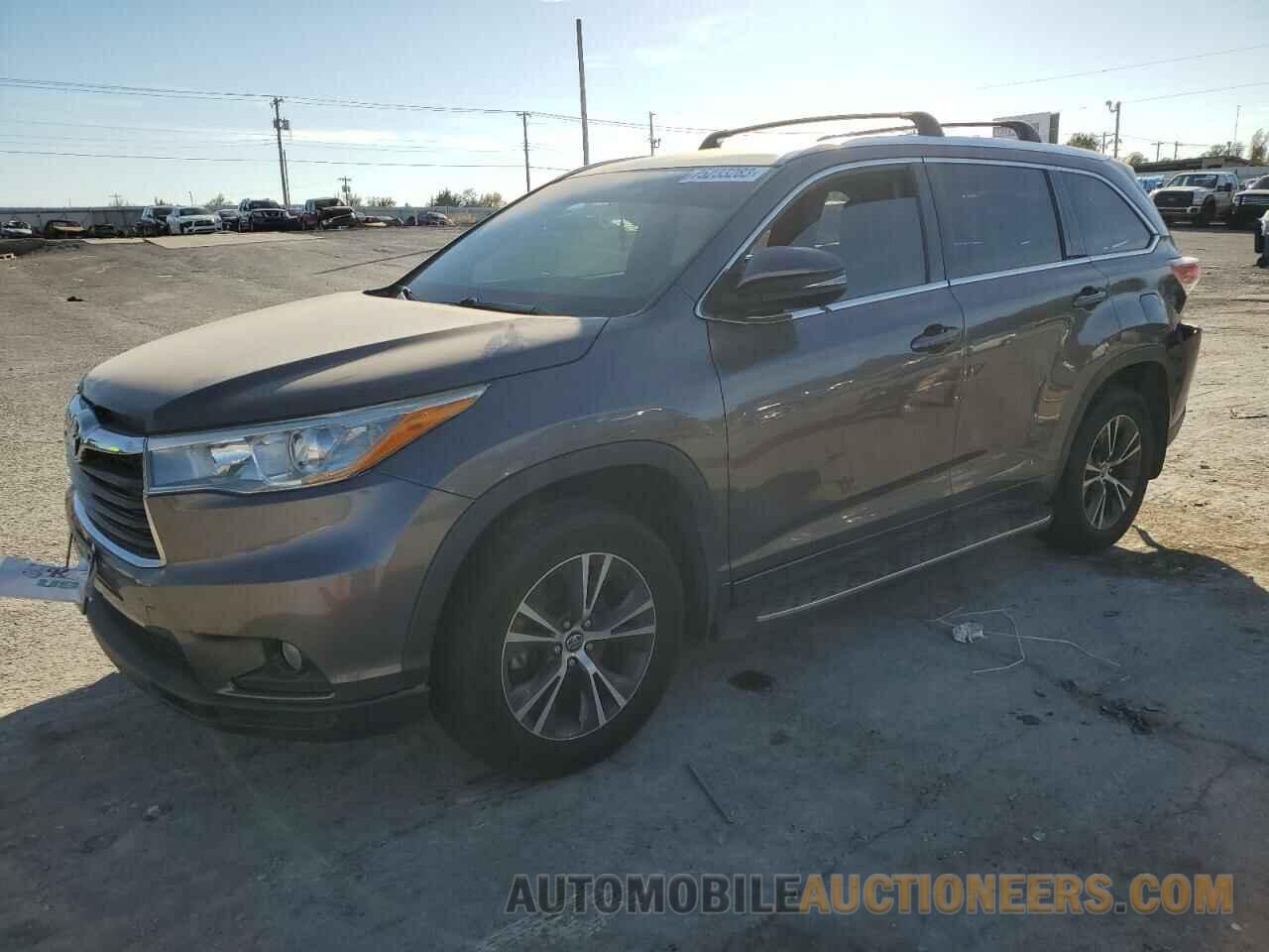 5TDKKRFHXGS500775 TOYOTA HIGHLANDER 2016