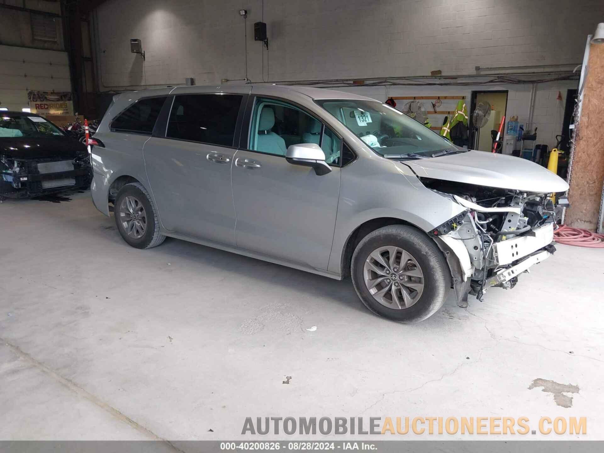 5TDKRKEC0NS075492 TOYOTA SIENNA 2022