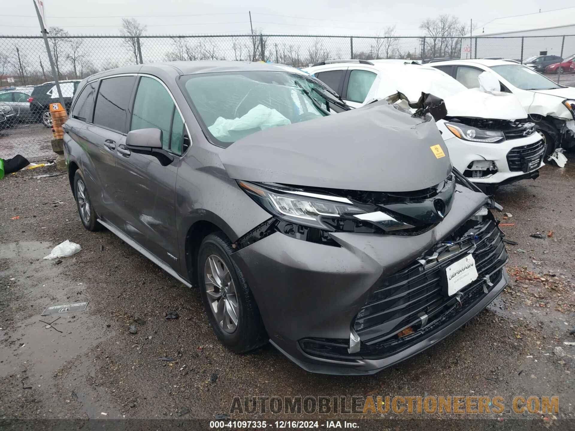 5TDKRKEC1MS045030 TOYOTA SIENNA 2021