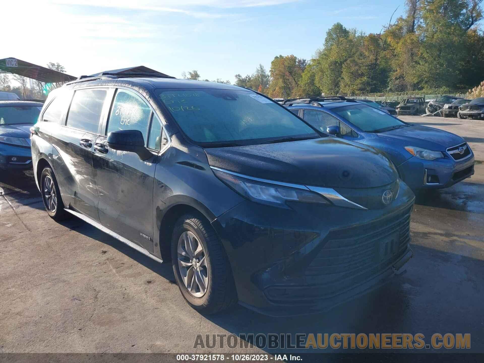 5TDKRKEC1MS051555 TOYOTA SIENNA 2021