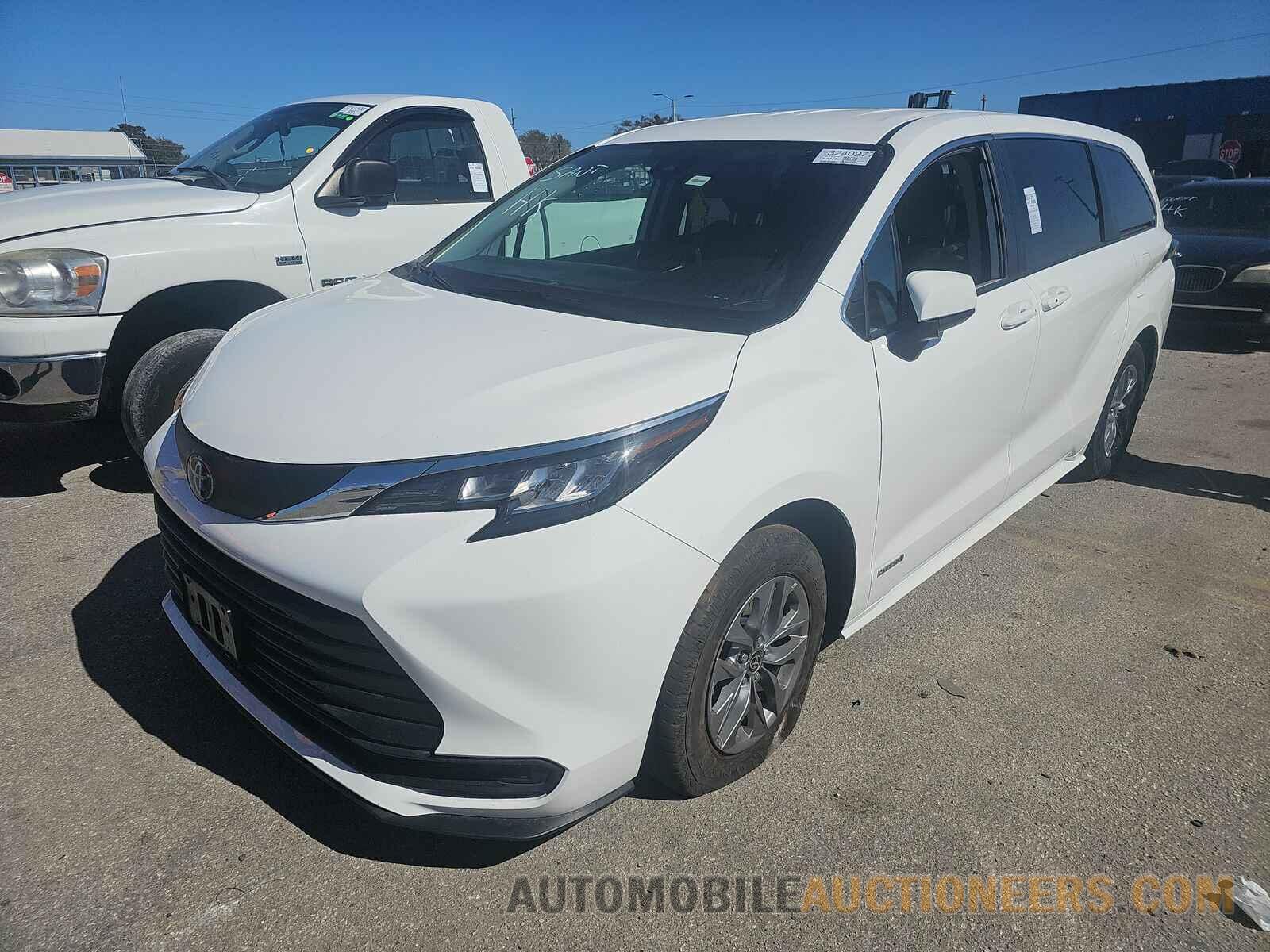 5TDKRKEC2MS042492 Toyota Sienna LE 2021