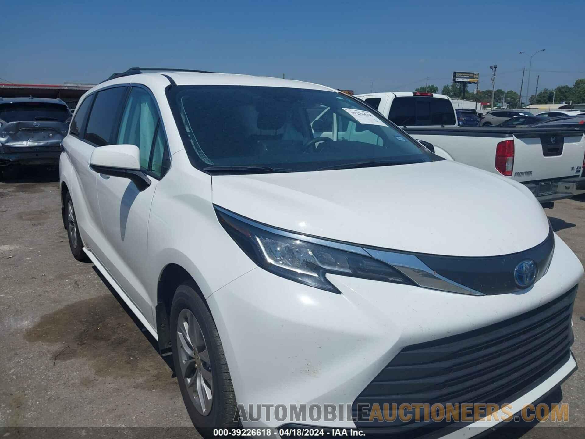 5TDKRKEC2PS145206 TOYOTA SIENNA 2023