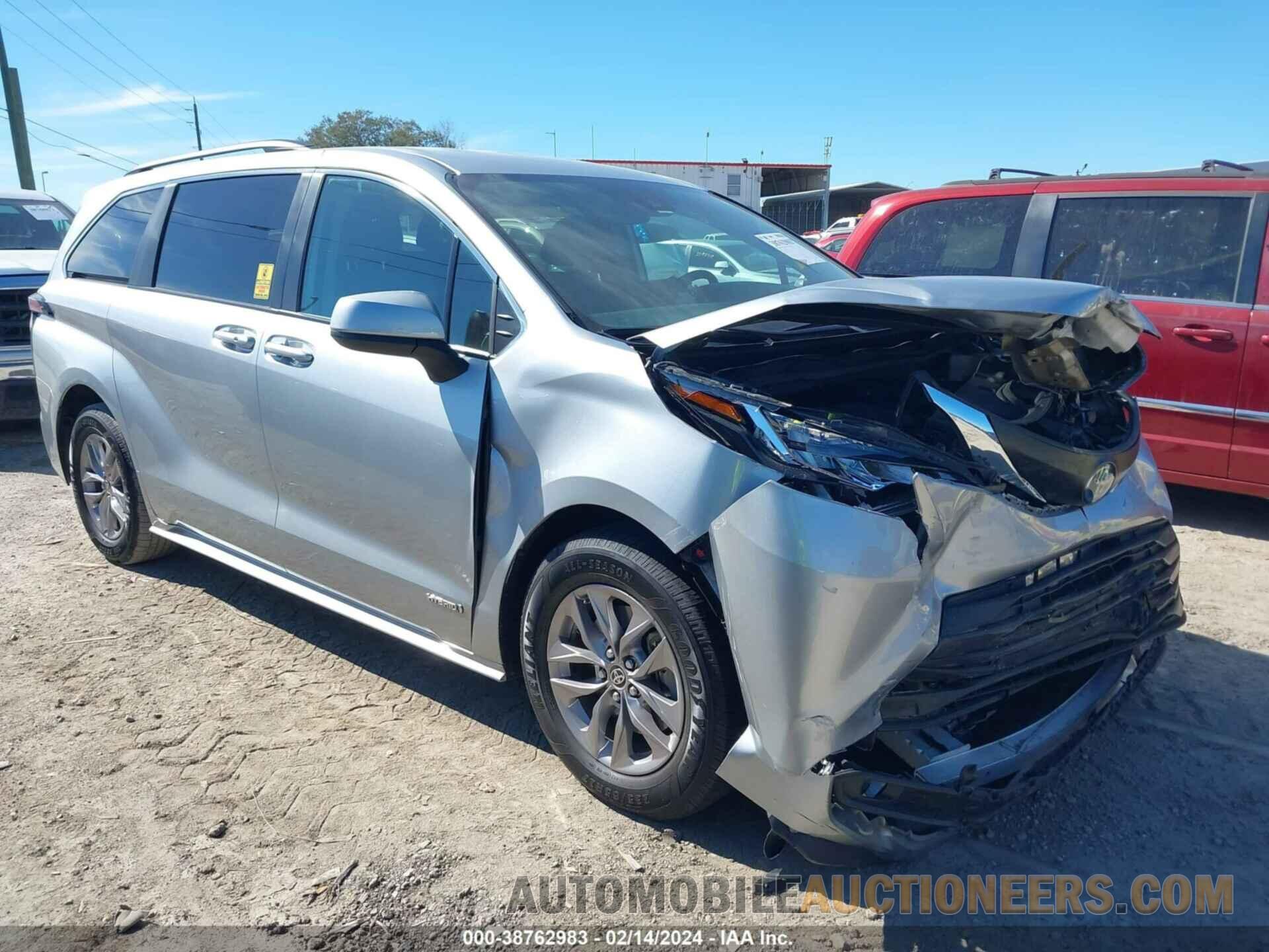 5TDKRKEC3MS005662 TOYOTA SIENNA 2021