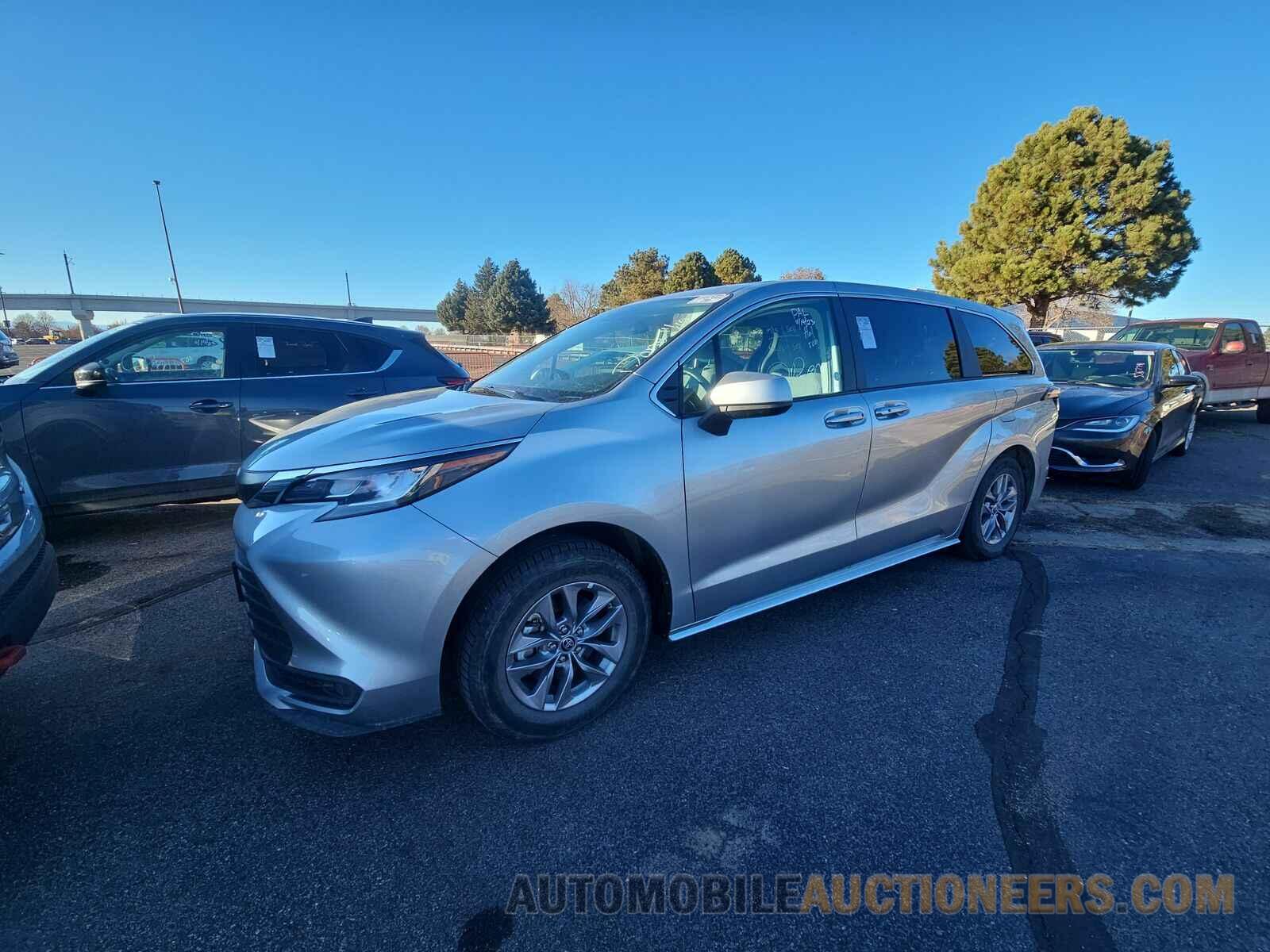 5TDKRKEC3NS128783 Toyota Sienna LE 2022