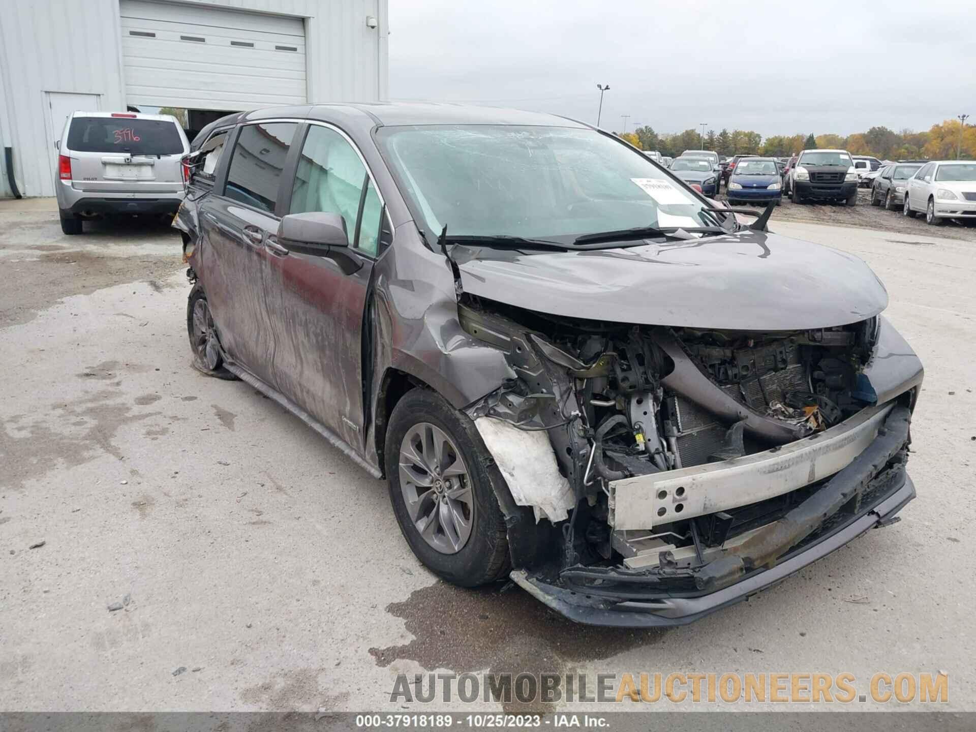 5TDKRKEC4MS015200 TOYOTA SIENNA 2021