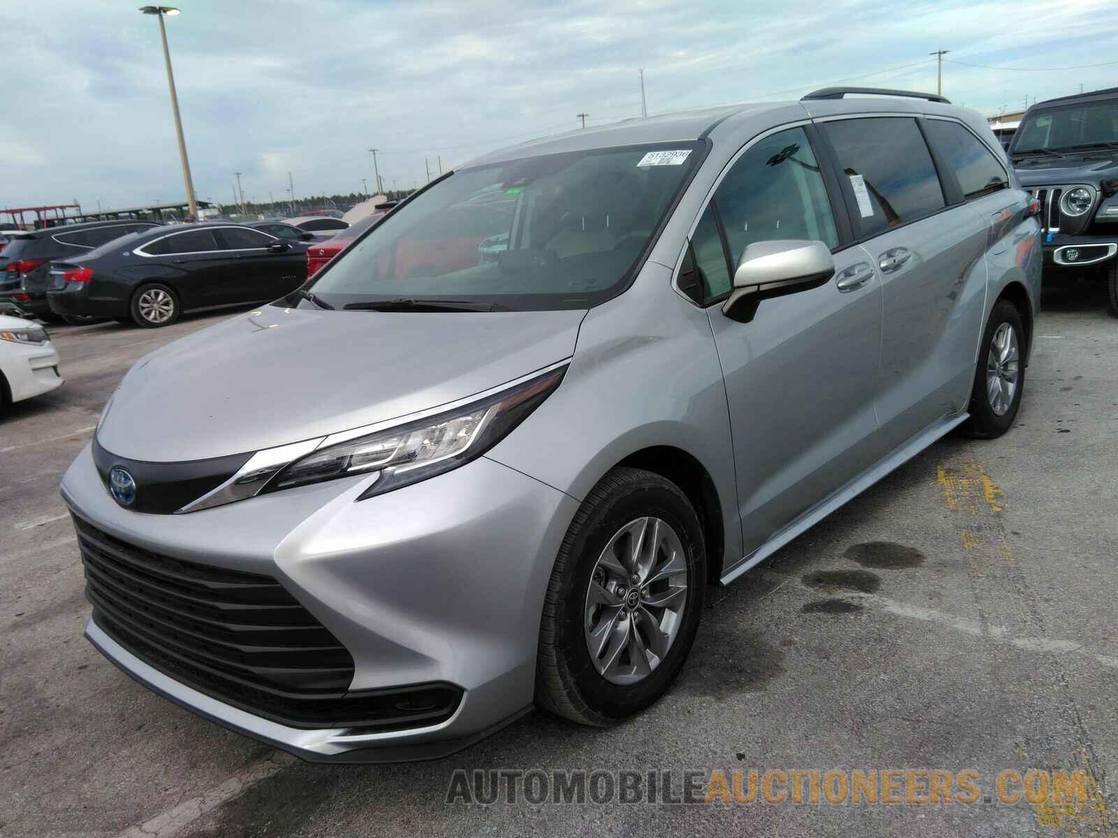 5TDKRKEC4NS105996 Toyota Sienna LE 2022