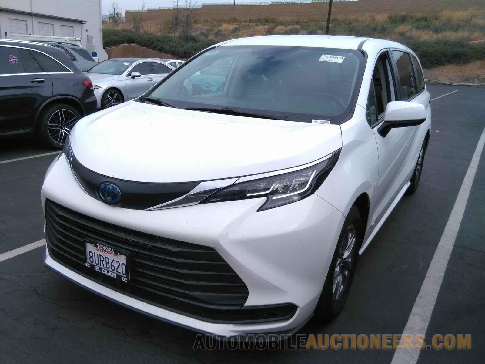 5TDKRKEC5MS016680 Toyota Sienna LE 2021