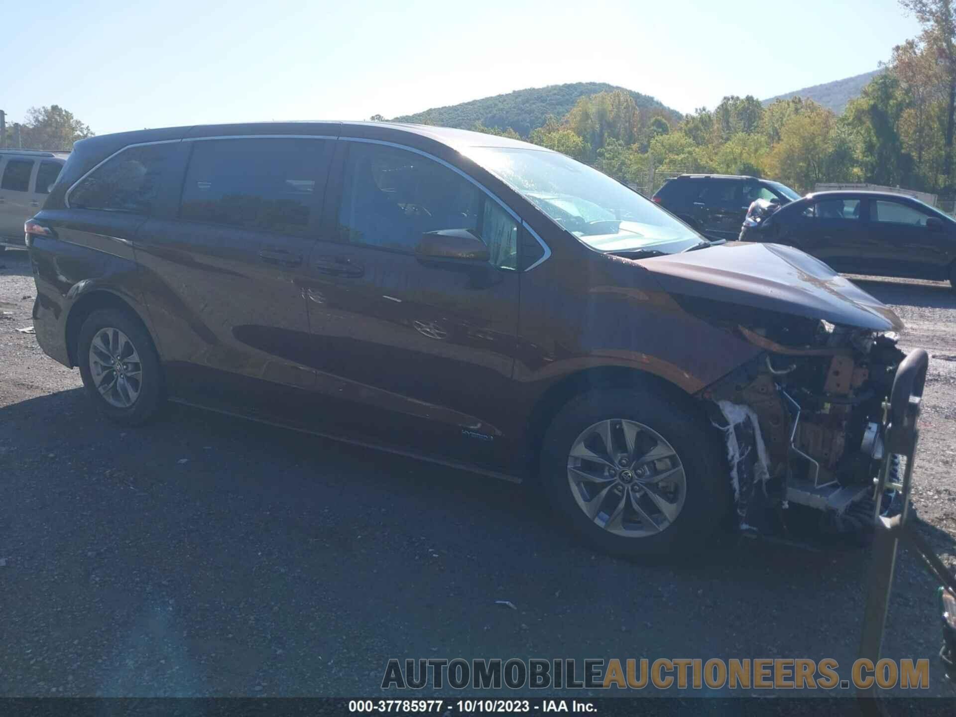 5TDKRKEC5MS054197 TOYOTA SIENNA 2021