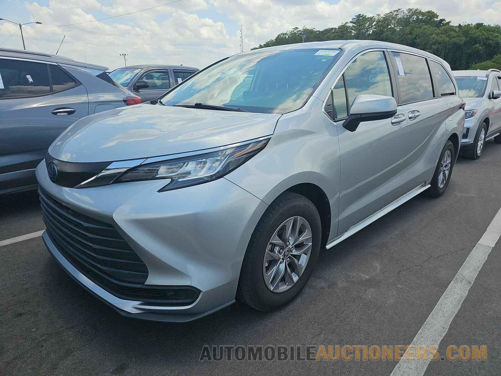 5TDKRKEC5NS102220 Toyota Sienna LE 2022