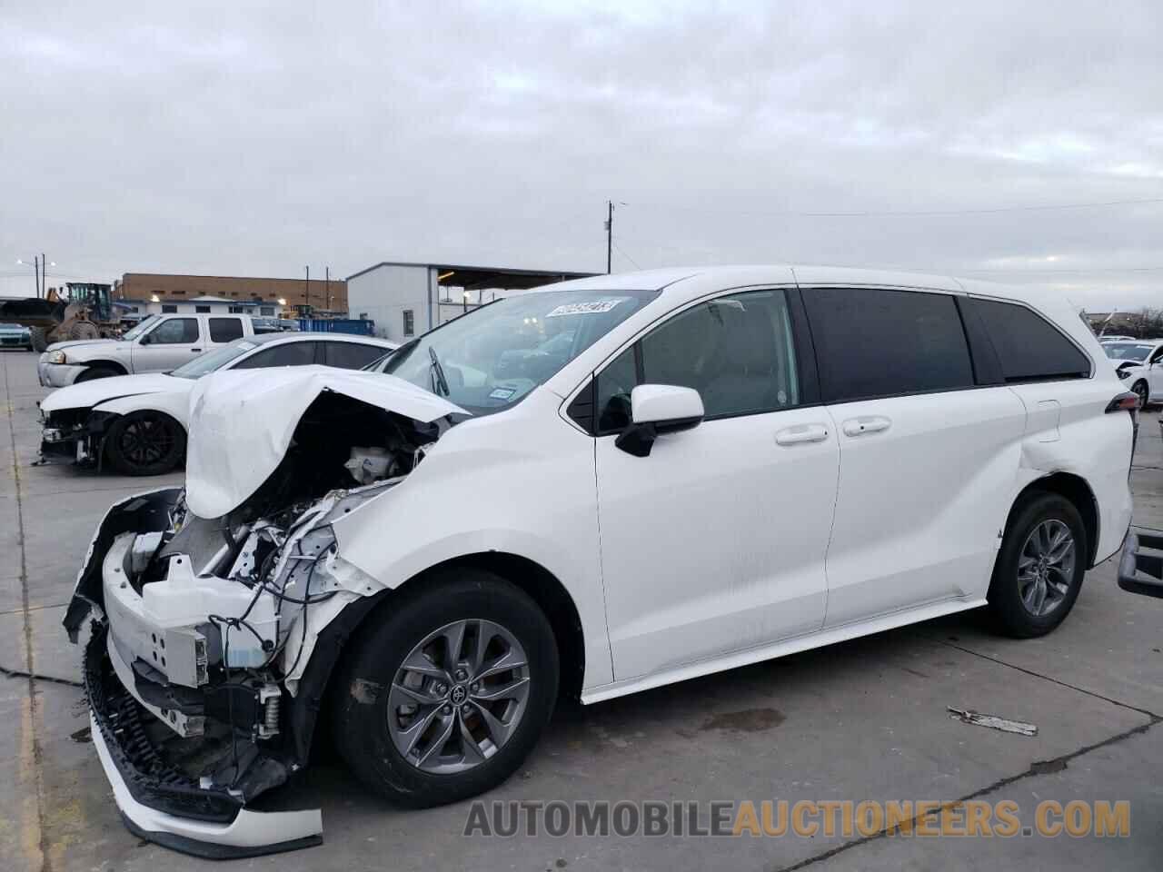 5TDKRKEC5NS121706 TOYOTA SIENNA 2022