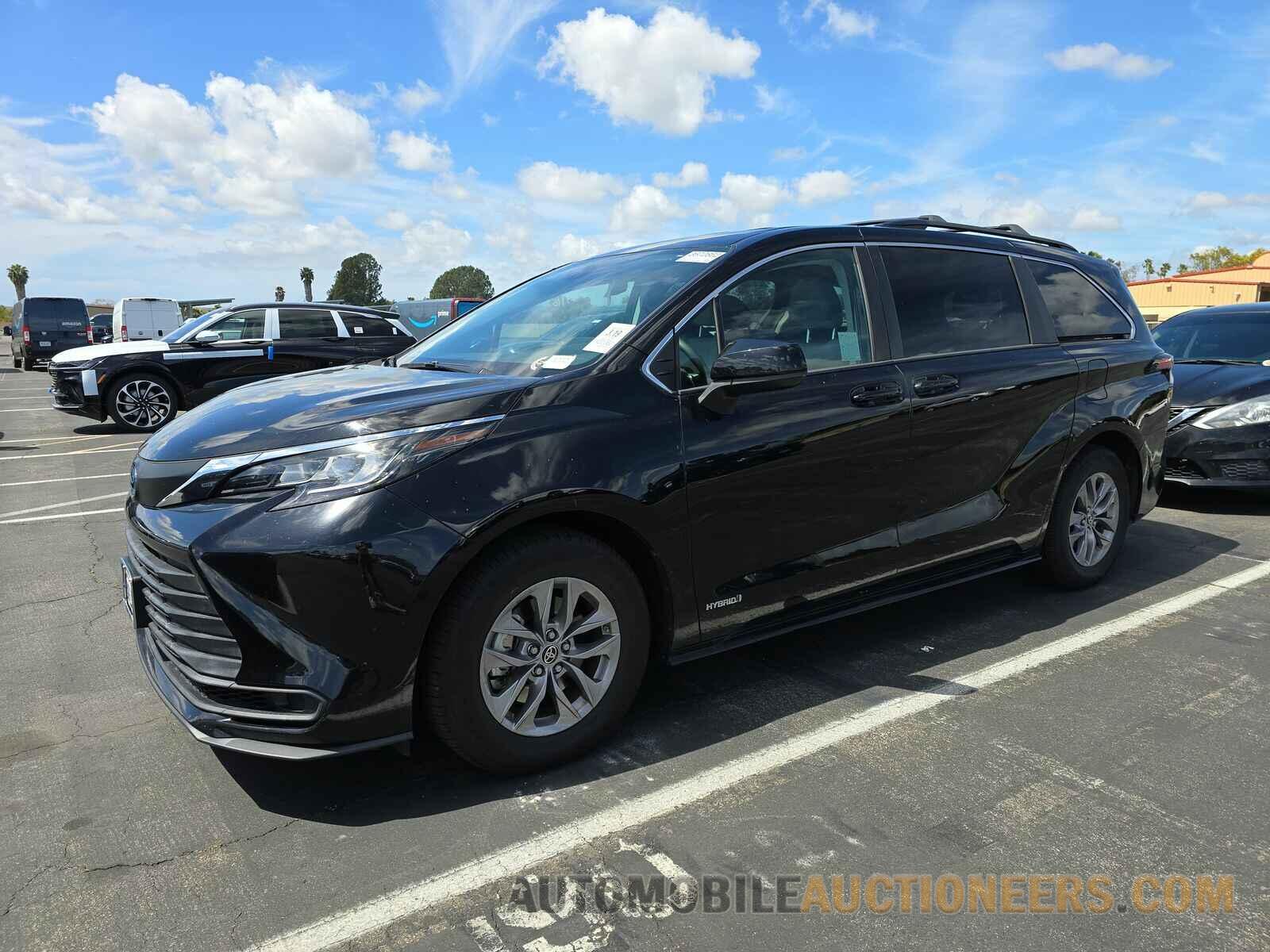 5TDKRKEC6MS007051 Toyota Sienna LE 2021