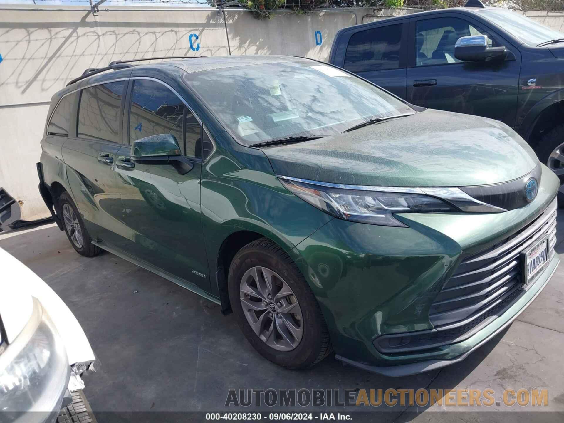 5TDKRKEC6MS014551 TOYOTA SIENNA 2021