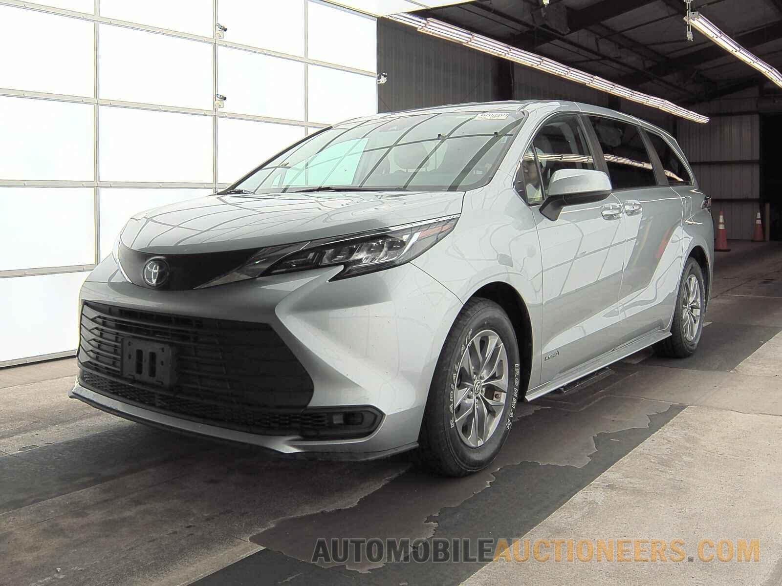 5TDKRKEC7MS037918 Toyota Sienna LE 2021