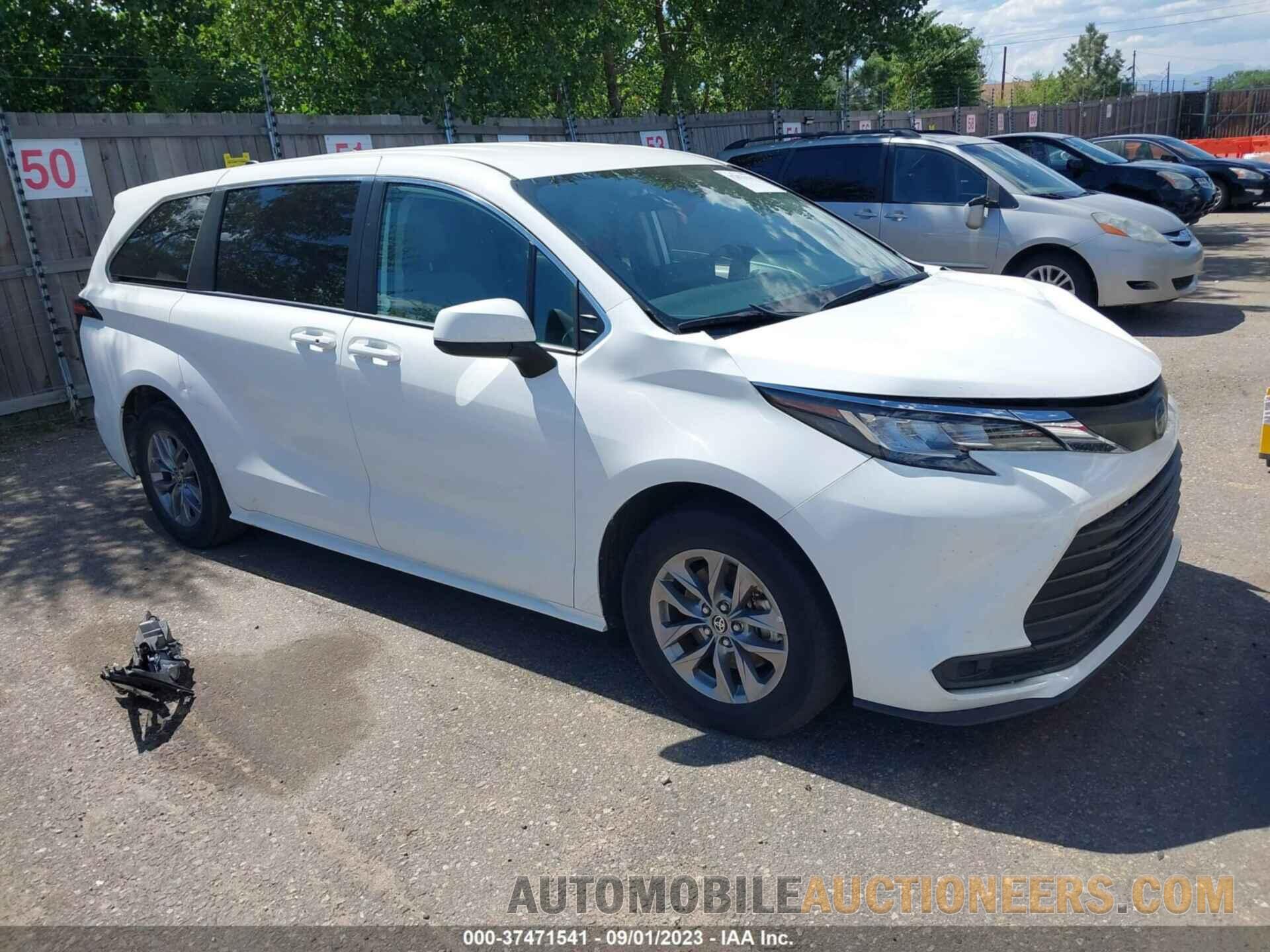 5TDKRKEC7MS045999 TOYOTA SIENNA 2021