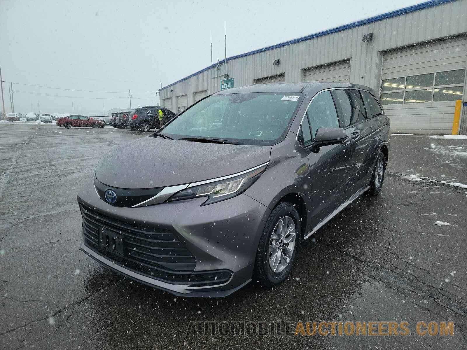 5TDKRKEC7NS122145 Toyota Sienna LE 2022