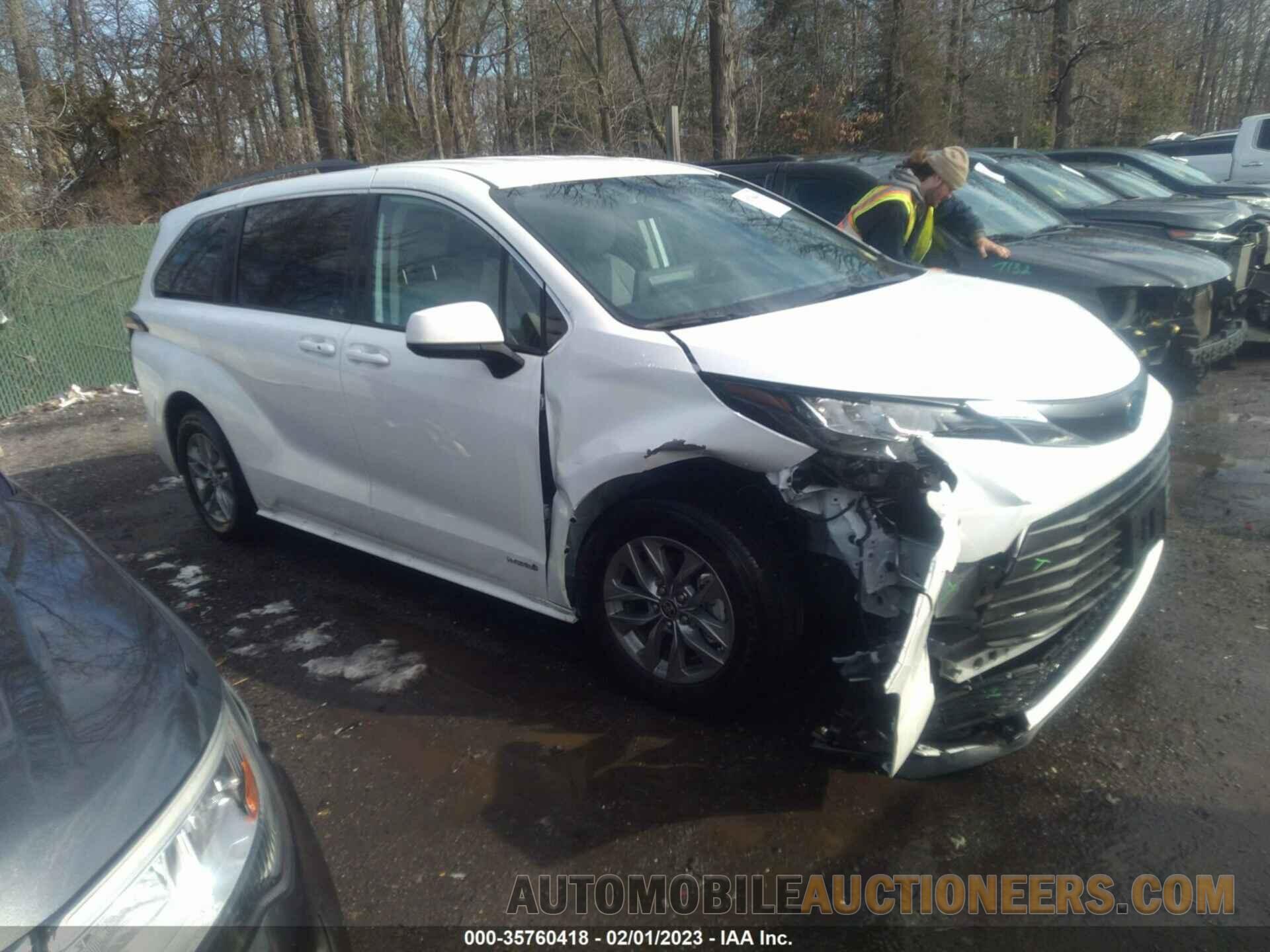 5TDKRKEC8MS074668 TOYOTA SIENNA 2021