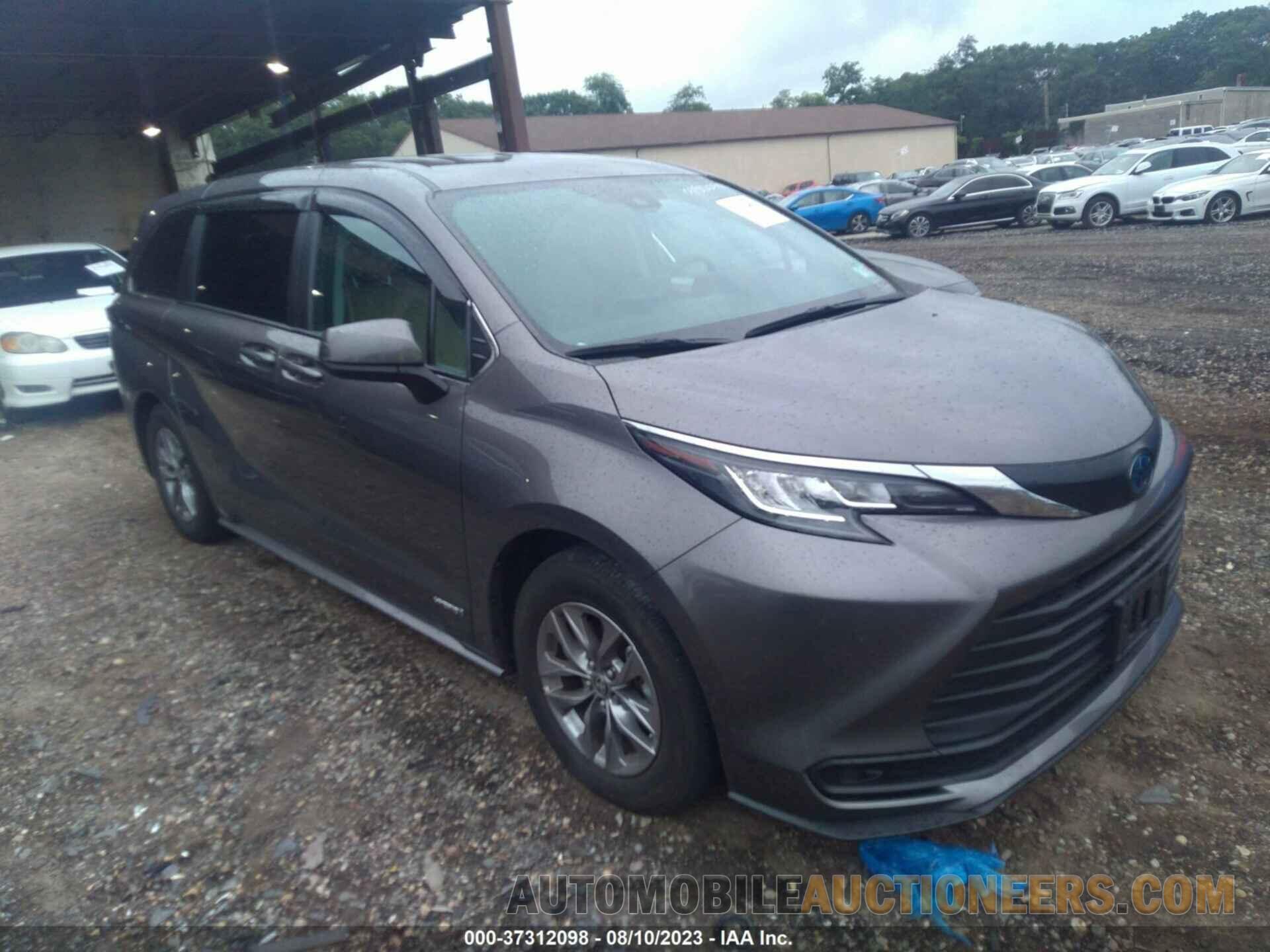 5TDKRKEC9MS013667 TOYOTA SIENNA 2021