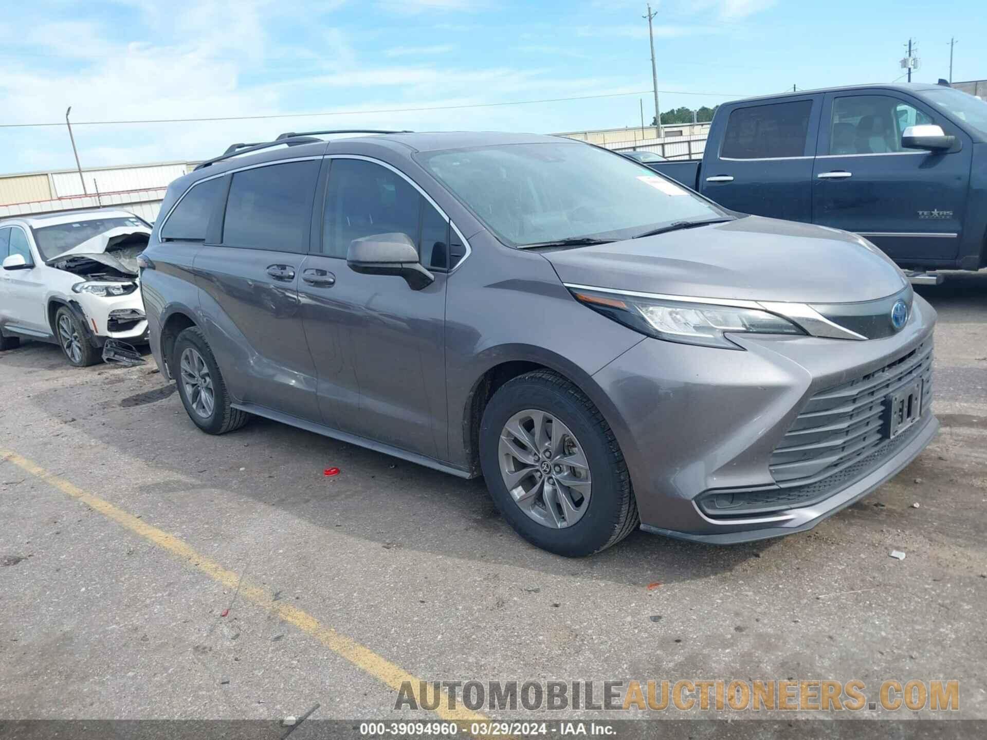 5TDKRKEC9NS087964 TOYOTA SIENNA 2022