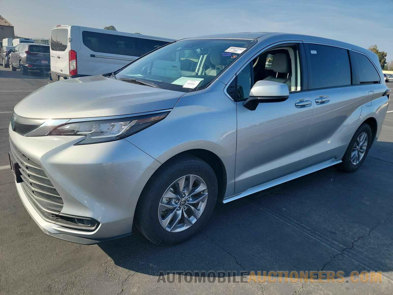 5TDKRKEC9NS123099 Toyota Sienna LE 2022