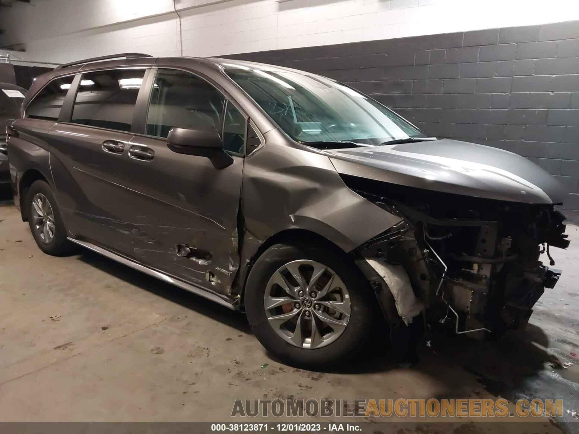 5TDKSKFC8MS029216 TOYOTA SIENNA 2021