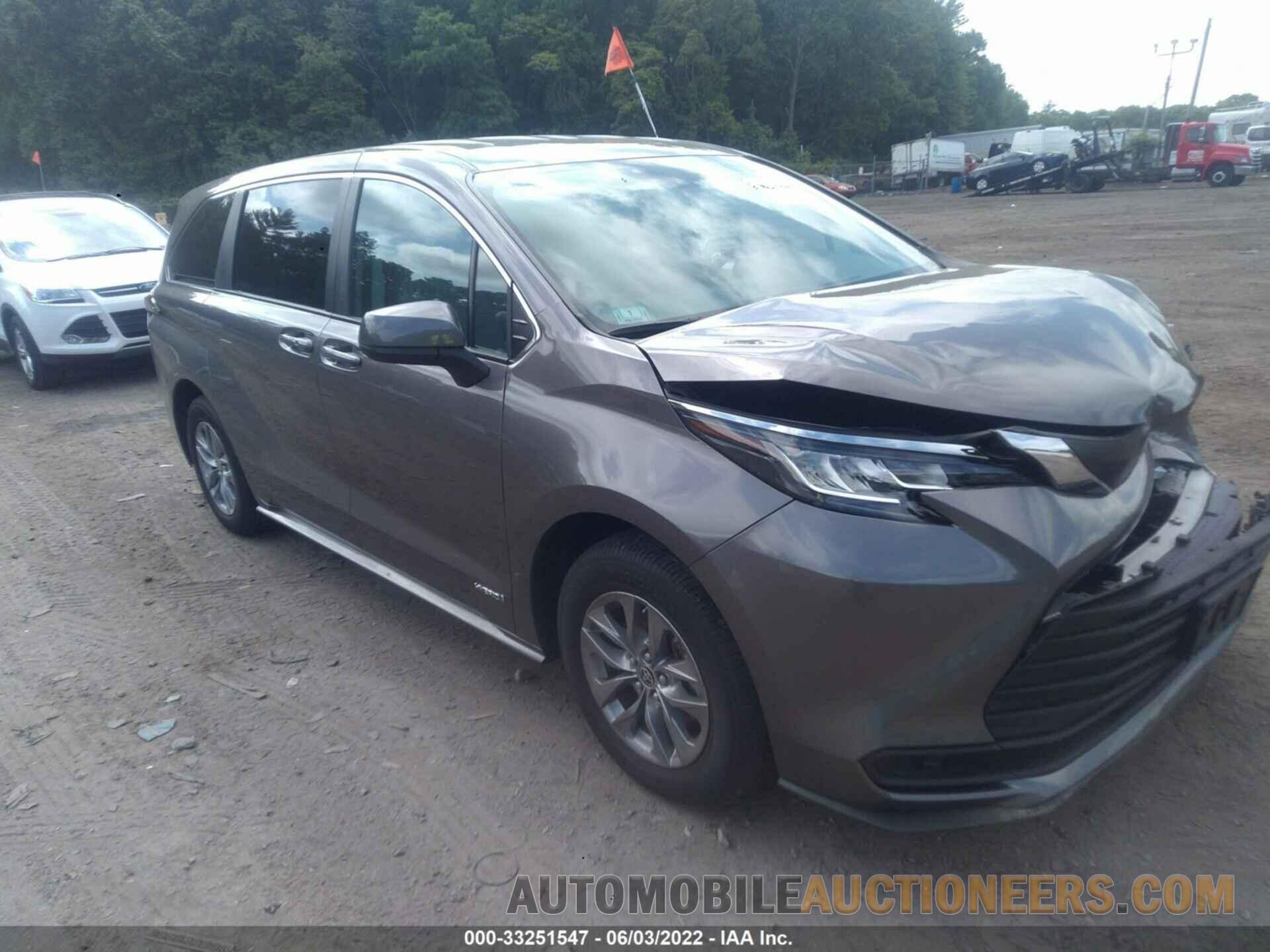 5TDKSKFCXMS004916 TOYOTA SIENNA 2021