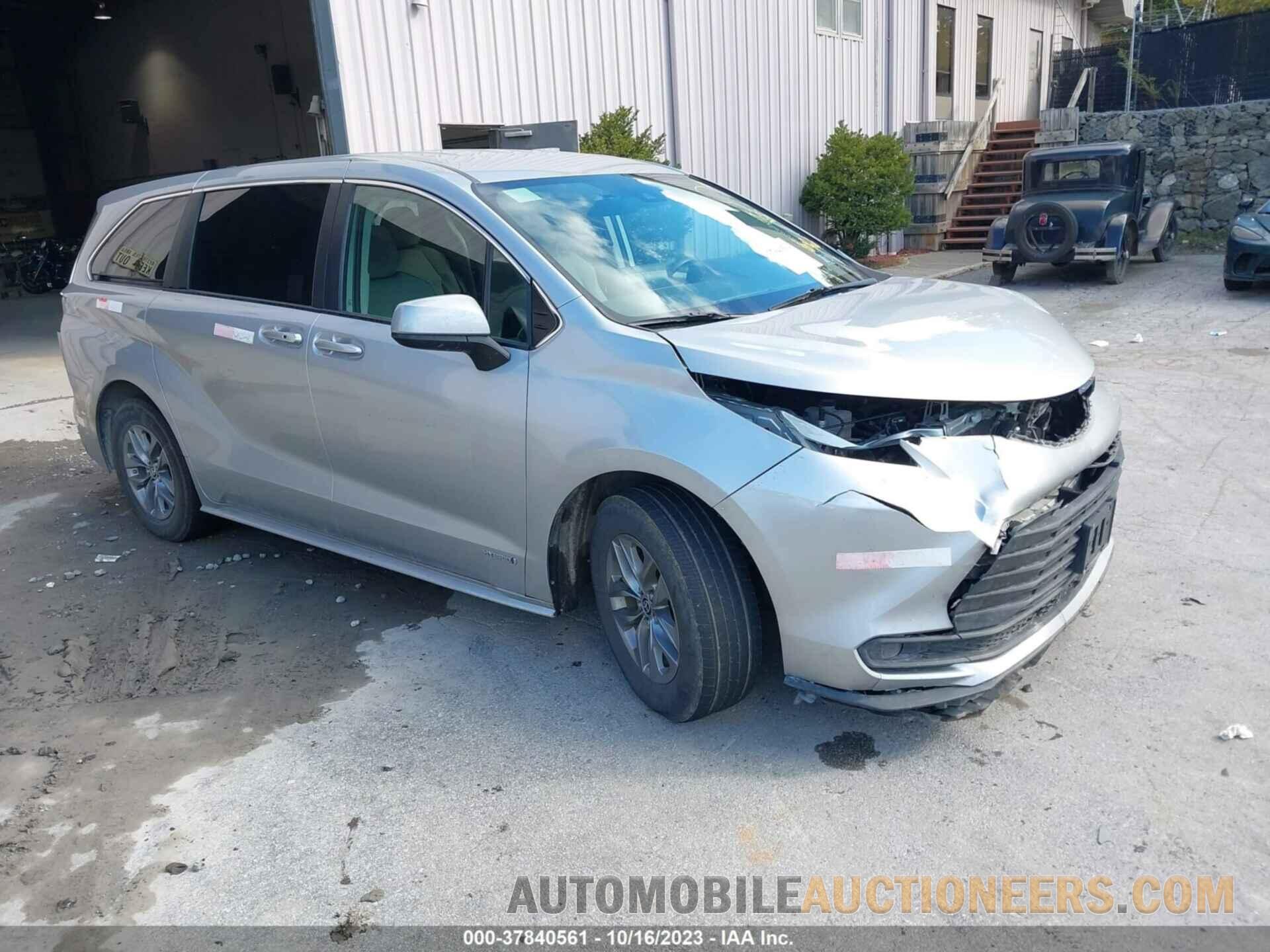 5TDKSKFCXMS036054 TOYOTA SIENNA 2021