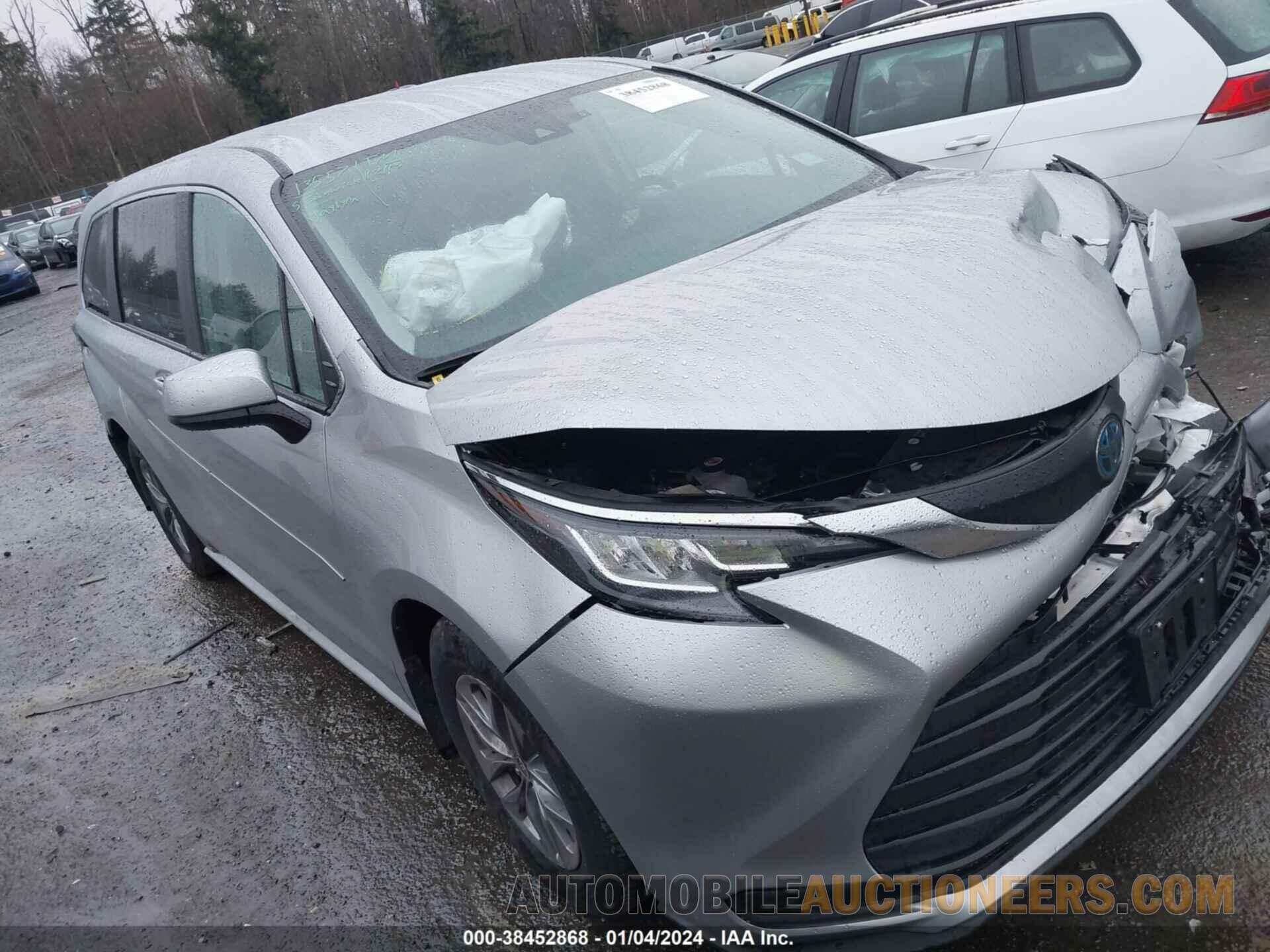 5TDKSKFCXPS074453 TOYOTA SIENNA 2023