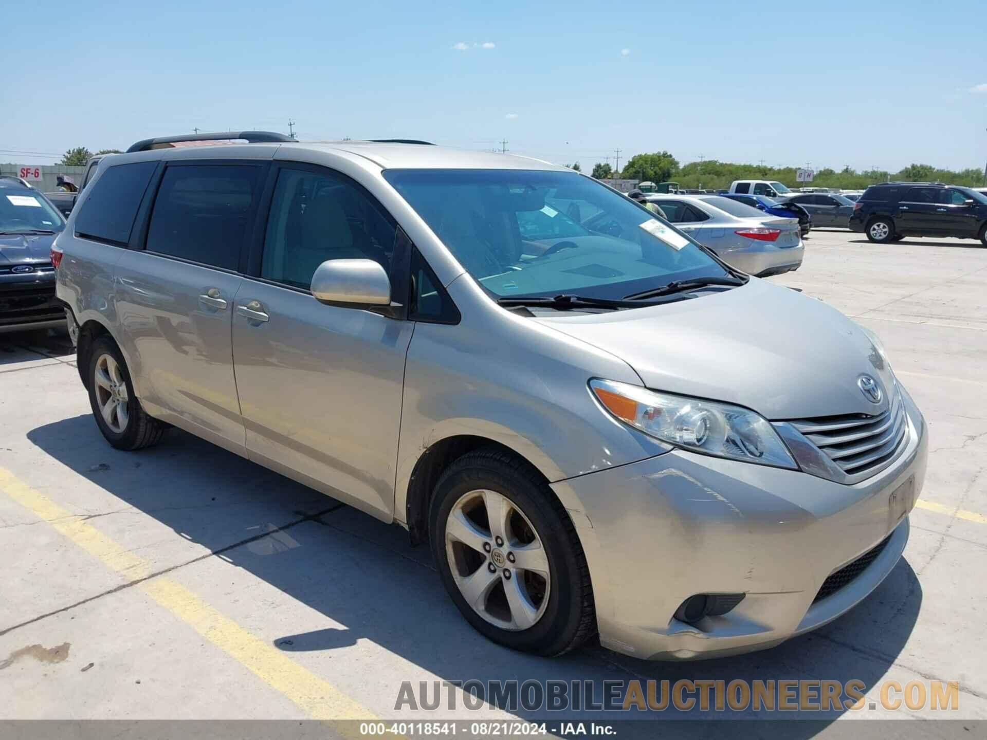 5TDKZ3DC0HS859201 TOYOTA SIENNA 2017