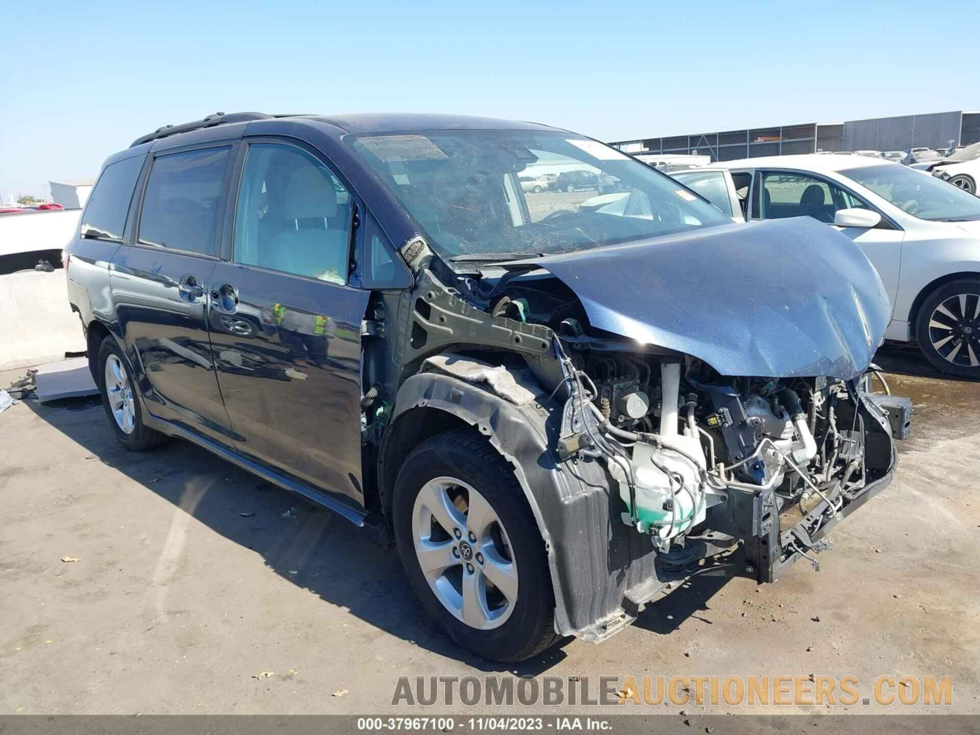 5TDKZ3DC0JS916776 TOYOTA SIENNA 2018