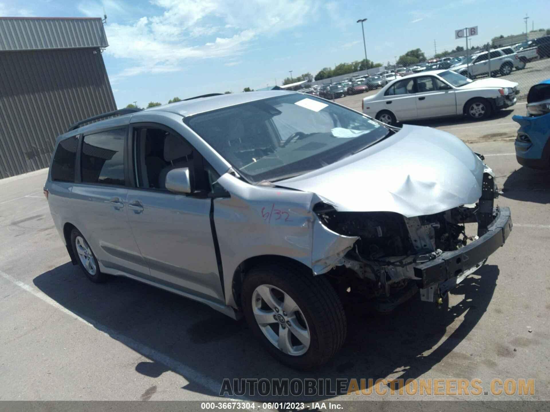 5TDKZ3DC0KS020334 TOYOTA SIENNA 2019