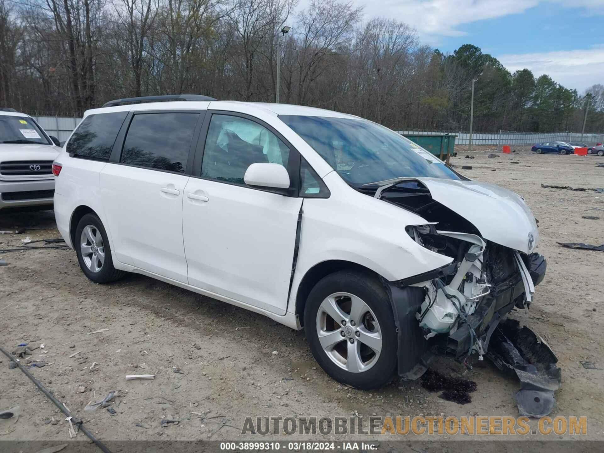 5TDKZ3DC1HS786243 TOYOTA SIENNA 2017