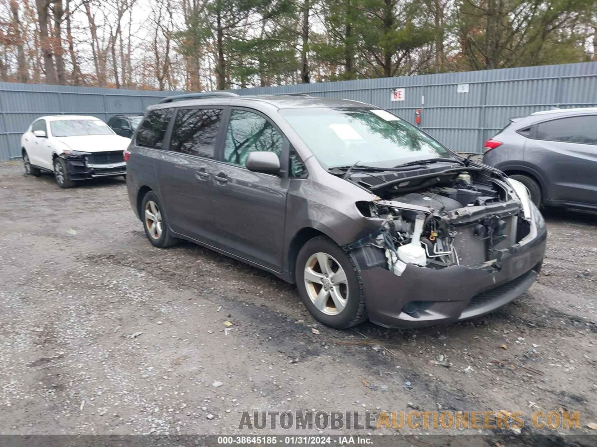 5TDKZ3DC1HS865363 TOYOTA SIENNA 2017