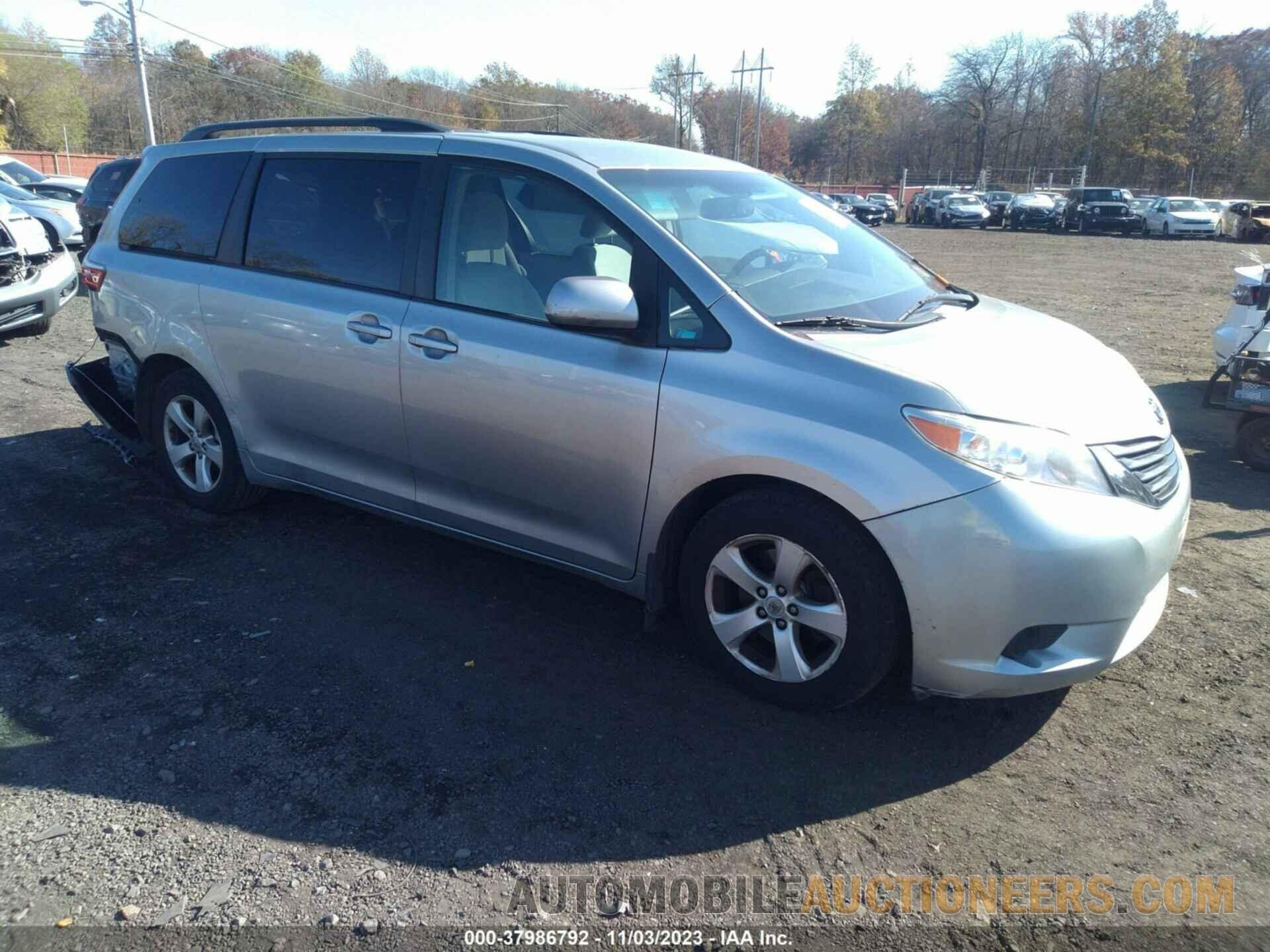 5TDKZ3DC2HS769693 TOYOTA SIENNA 2017